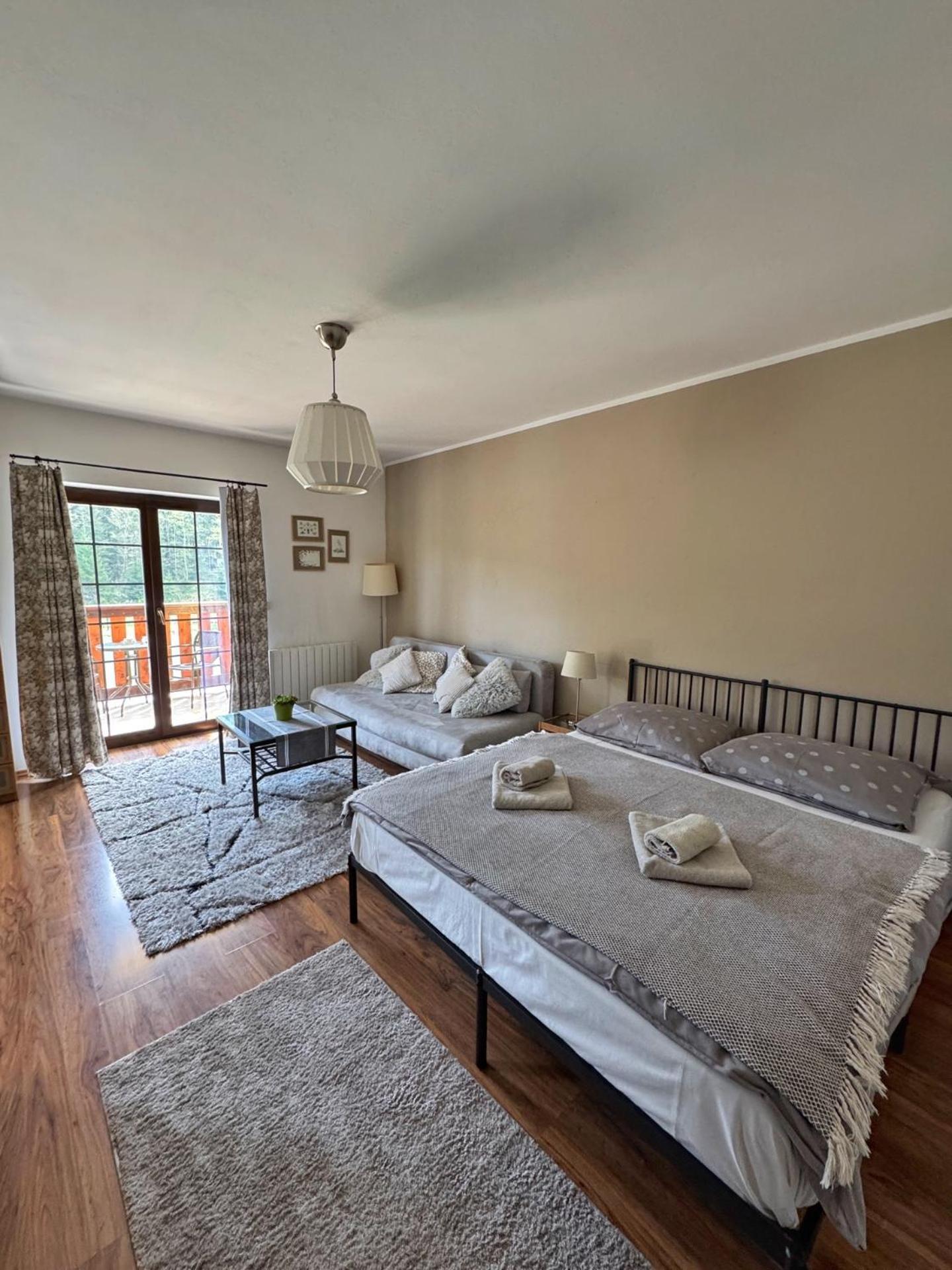 רוז'ומברוק Apartment Barbora 2 מראה חיצוני תמונה